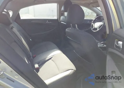 2013 Hyundai Sonata Se z USA, uszkodzony, nr VIN 5NPEC4AC0DH528028